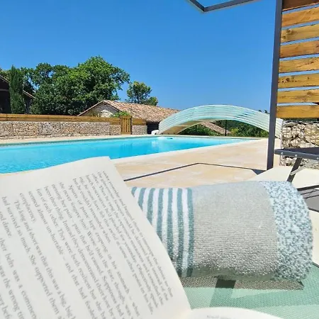 Semesterbostad De Calvet